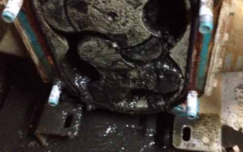 騰格里沙漠再現(xiàn)造紙黑液污染,如何運用濃漿泵加強環(huán)保！